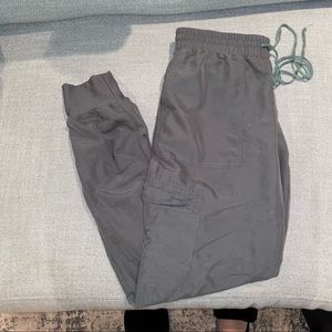 Kendall + Kylie - Olive Joggers